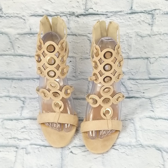 Cape Robbin Heels Sandals - Picture 2 of 12